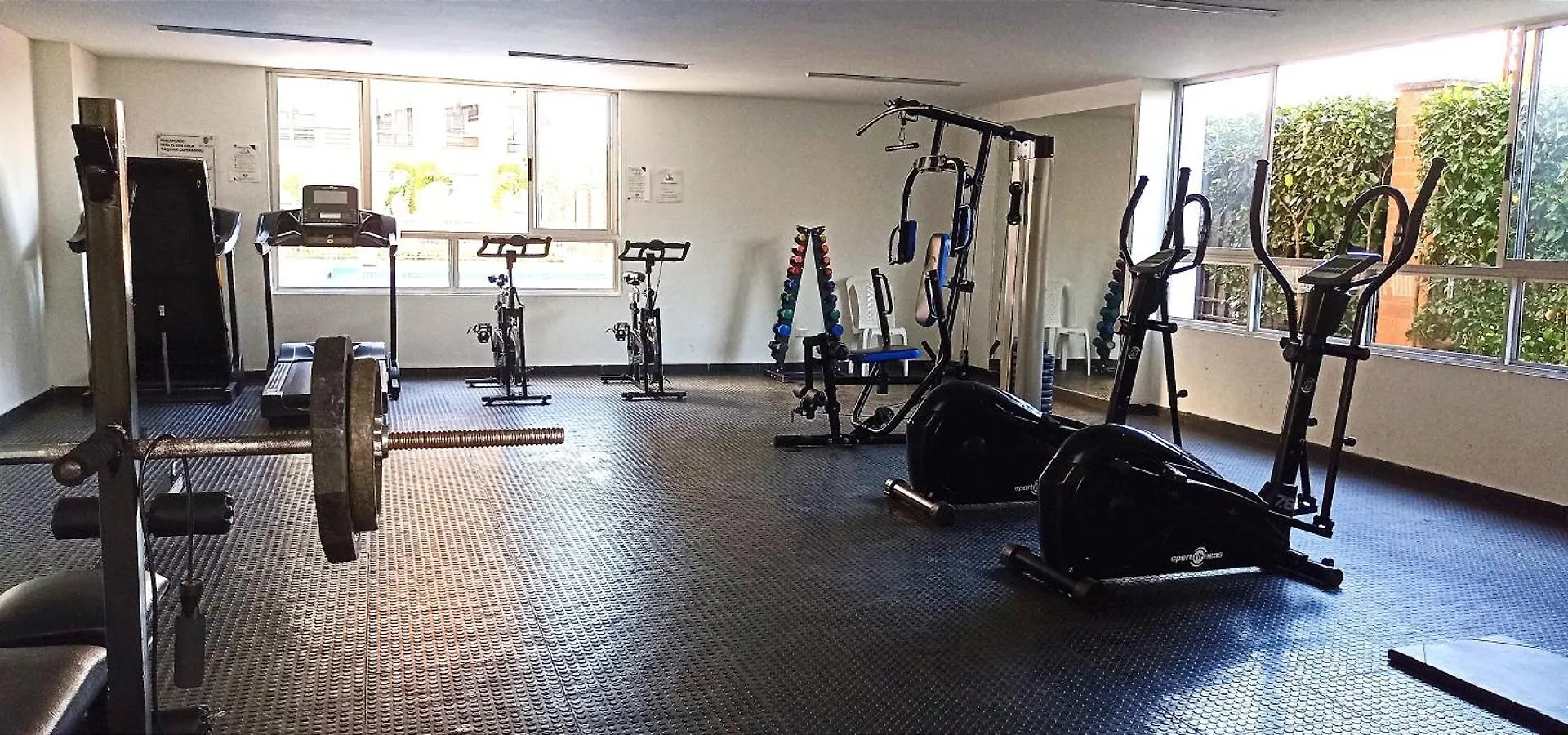 San Rafael Red Apartment Cali